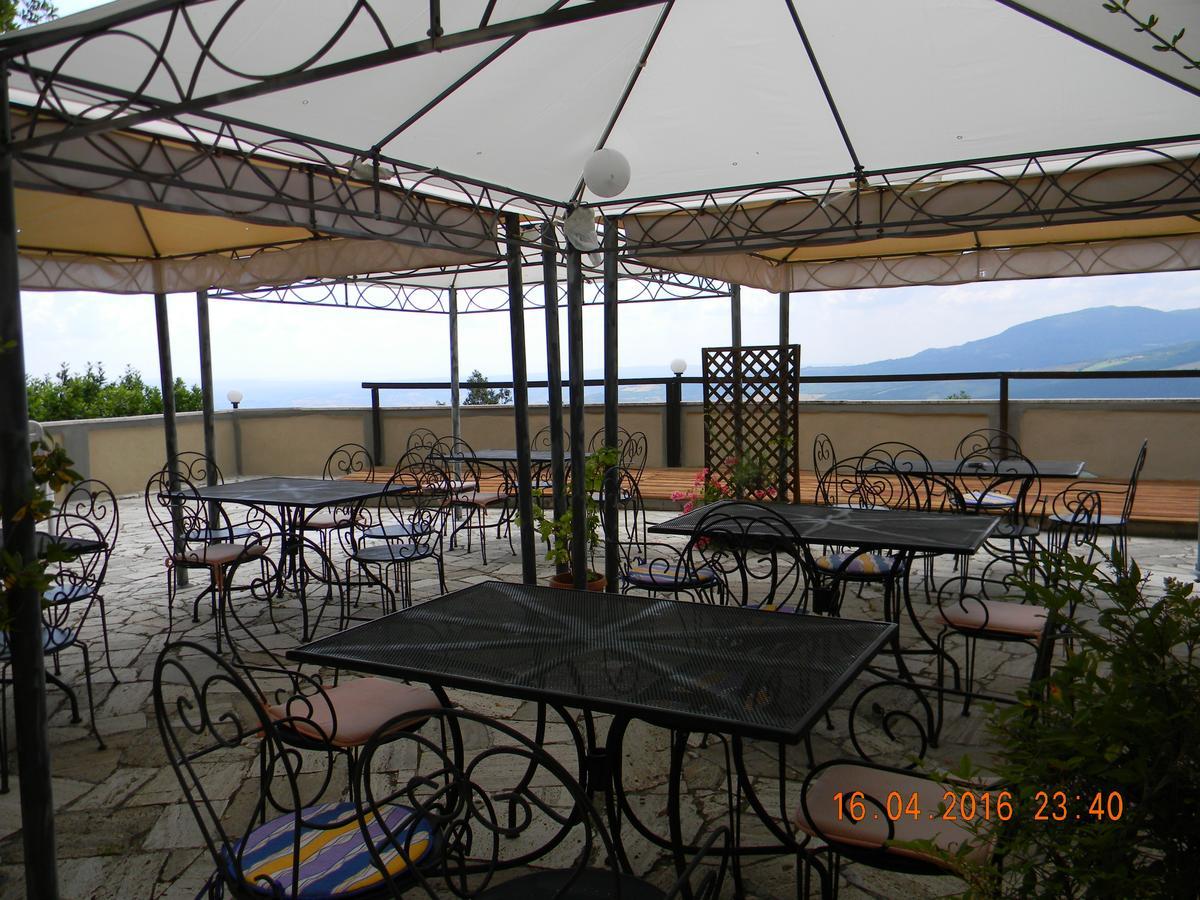 Albergo Ristorante Ragno D'Oro Piancastagnaio Dış mekan fotoğraf